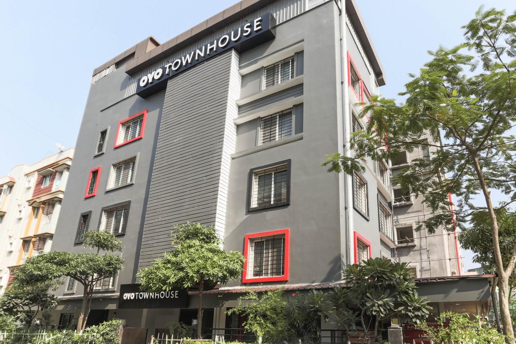 Super Townhouse Habitat New Town Rooms & Party Spaces Calcuta Exterior foto